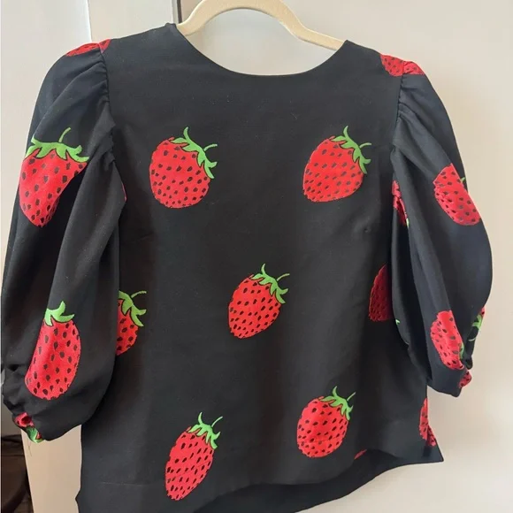 Anthropology MAEVE Strawberry Print Puff Sleeve Top, M - Picture 3 of 5